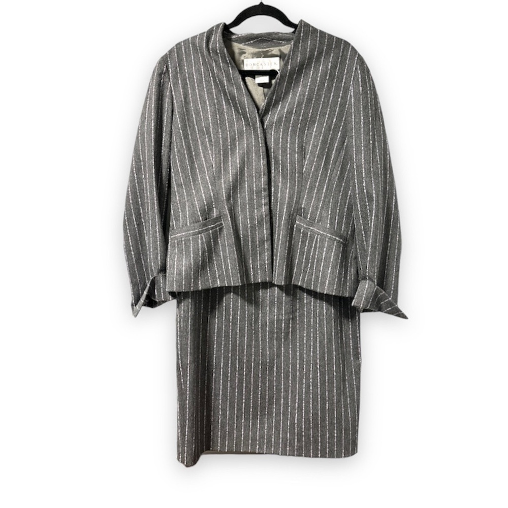 Vintage Doncaster Wool Gray Pinstripe Suit Set Jacket Skirt Women’s Sz 12 Career